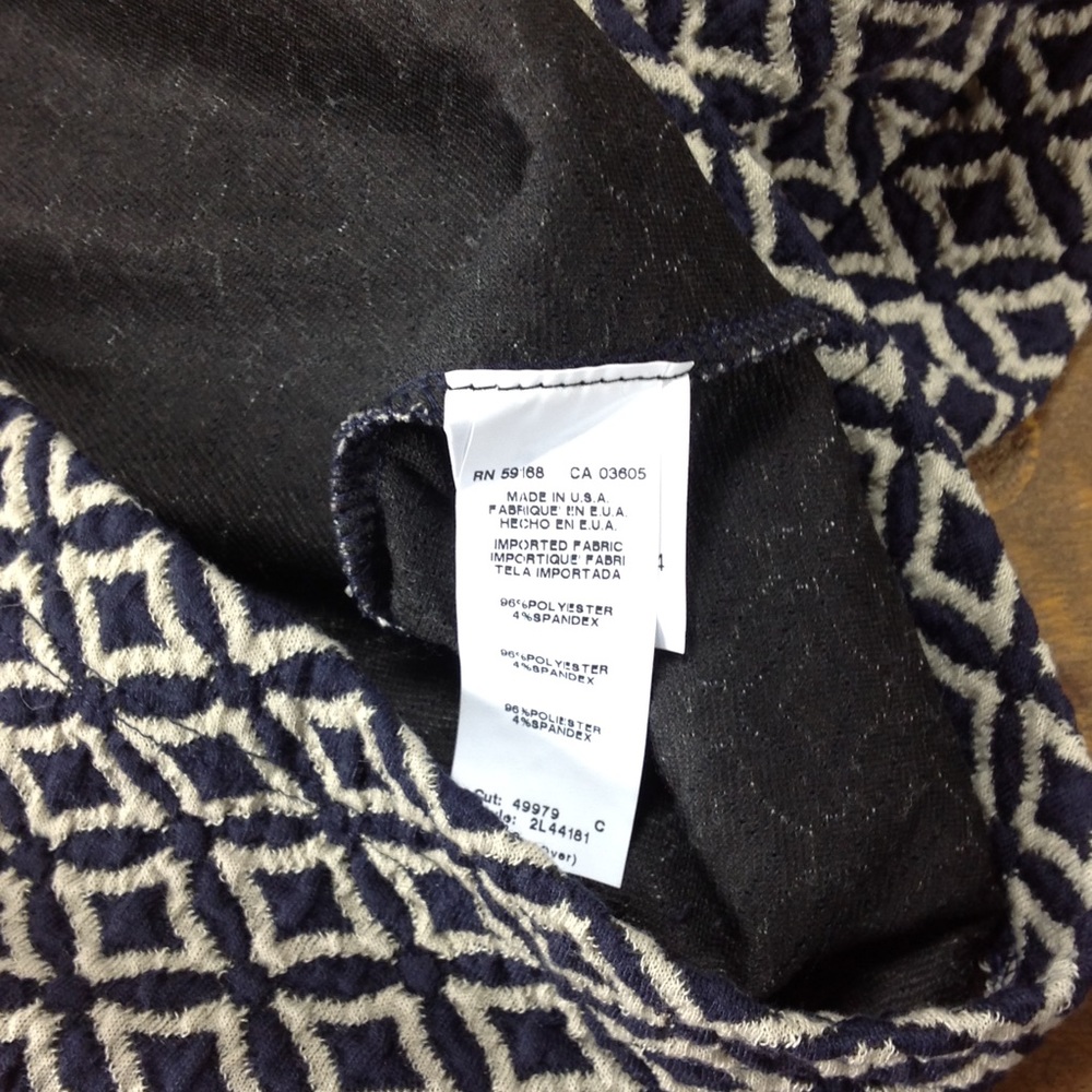 Karen Kane Blue-Cream Diamond Print Stretc… - Picture 5 of 6